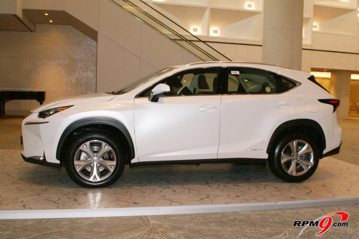 렉서스가 첫 컴팩트 SUV 'NX300h'를 출시했다.(사진=차재서 기자, jscha@etnews.com)