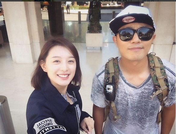 김지원 출처:/ 김지원 SNS