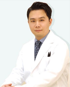 척추관협착증, 자세 교정 및 운동 습관으로 예방해야