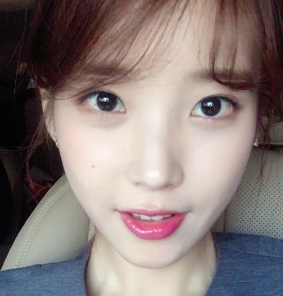 아이유 출처:/ 아이유 SNS