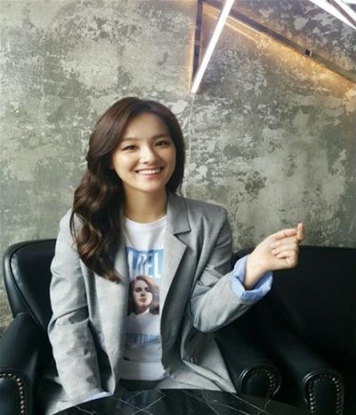 ‘방송의 여왕’ 하지혜가 전자신문엔터테인먼트와의 인터뷰에서 본인에 대한 스토리와 핫 이슈를 이야기하고 있다. 사진=전자신문엔터테인먼트 제공