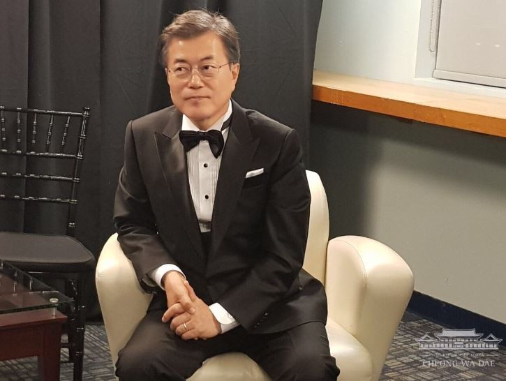 사진=청와대 공식 트위터 