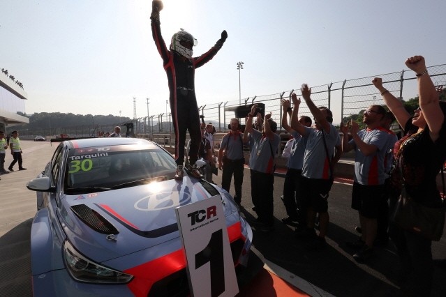 현대차 'i30 N TCR',  TCR 인터내셔널 시리즈 데뷔전 우승