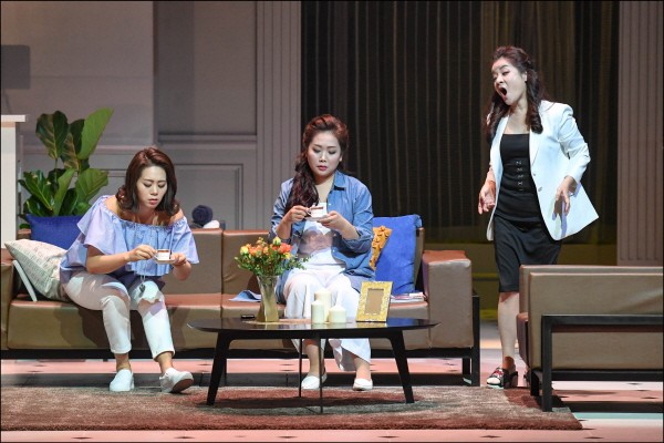‘코지 판 투테’ 공연사진. 사진=세종문화회관 제공