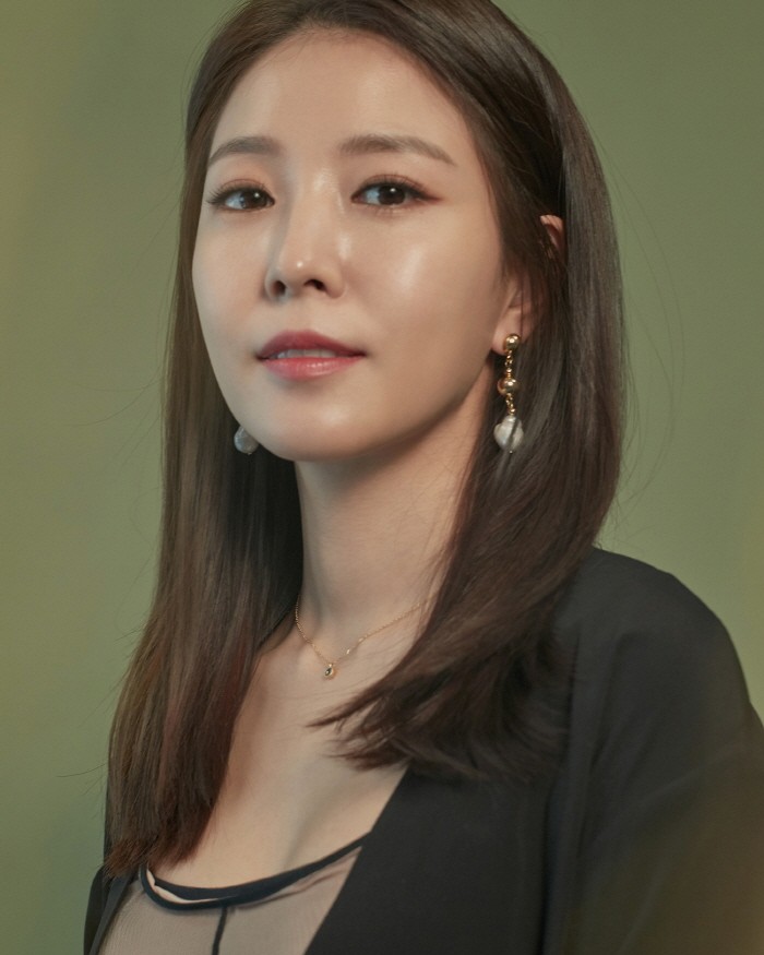 26일 오후 서울 마포구 KBS미디어센터 심석홀에서는 보아의 싱글 '내가 돌아' 발매 및 XtvN리얼리티 '키워드#보아' 론칭 기자간담회가 열렸다. 이날 간담회에는 (왼쪽부터) 프로그램 연출을 맡은 김동욱 PD와 보아가 참석했다. (사진=SM엔터테인먼트 제공)