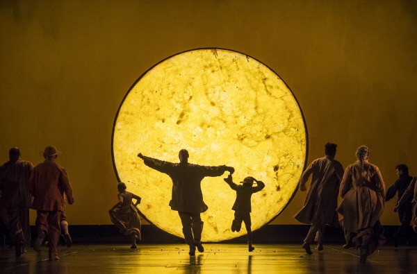 ‘마술피리’ 공연사진. 사진=ROH. PHOTO TRISTRAM KENTON 제공