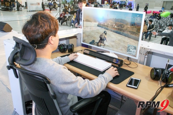 개그맨 양선일이 24일 헝그리앱TV 공식 소셜채널(네이버TV·아프리카TV·유튜브)로 방영된 '제1회 지투페스타-배틀그라운드 스페셜매치' 생방송에 출연했다. (사진=박동선 기자)