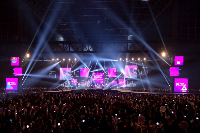 CJ E&M 측은 지난 13~15일 일본 지바현 마쿠하리멧세에서 열린 'KCON 2018 JAPAN'이 6만8000명의 관객을 기록하며 성대하게 마무리됐다고 밝혔다. (사진=CJ E&M 제공)