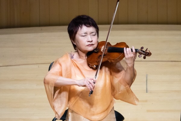 ‘정경화 바이올린 리사이틀’ 공연사진. 사진=김윤배 작가 제공