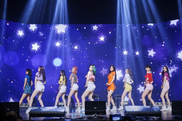 ‘2018 MOMOLAND COMEBACK Show-Con’ 공연사진, 사진=MLD ENTERTAINMENT 제공