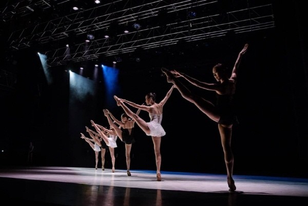 ‘Two Feathers’ 공연사진, 사진=정형일 Ballet Creative 제공