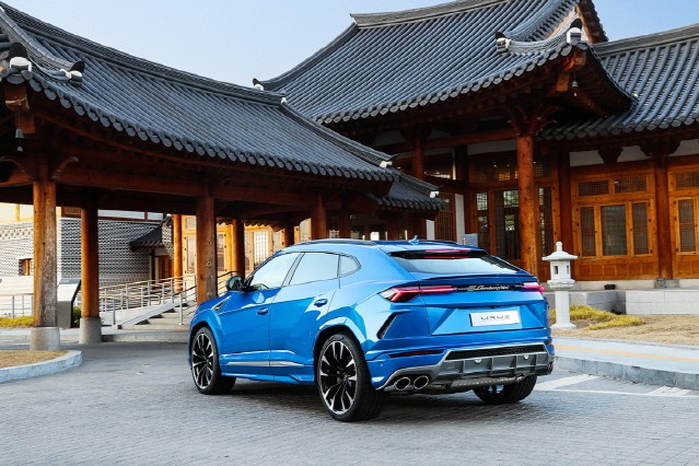람보르기니, 650마력 SUV ‘우루스’ 한국서 공개