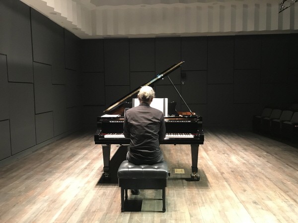 ‘박종훈 신작 리사이틀 시리즈4. 슈만과 자작 피아노 음악’ 리허설사진. 사진=루비뮤직 제공