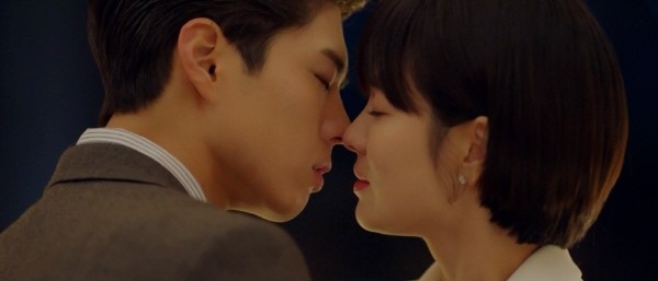 ‘남자친구’ 스틸사진. 사진=tvN 방송 캡처