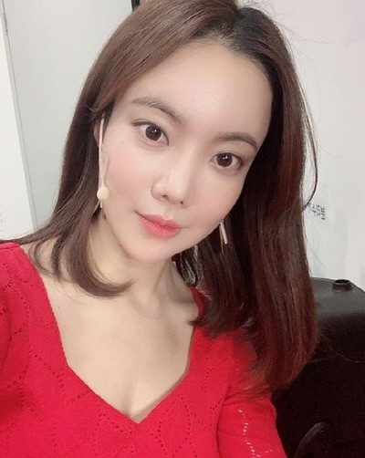 ‘Shop on the Stage 홈쇼핑 주식회사’
. 사진=김나희 인스타그램 캡처