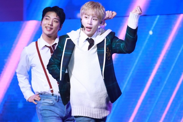 하성운 첫 번째 미니앨범 ‘My Moment’ 발매 기념 쇼케이스 공연사진. 사진=스타크루이엔티 제공