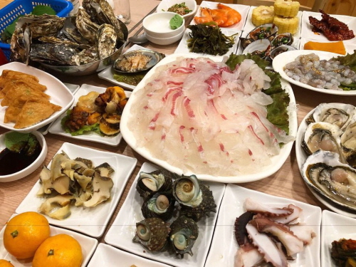 [맛집Story] 봄기운 만연한 여수 여행...여수 맛집 사계절횟집의 자연산 감성돔