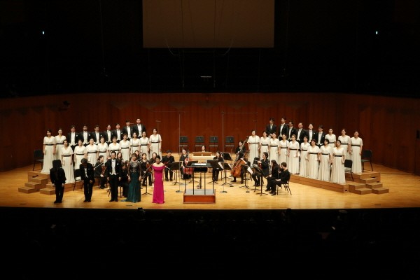 ‘서울모테트합창단 창단 30주년 기념 마스터피스 시리즈 III 바흐 모테트 전곡 연주’ 공연사진. 사진=서울모테트합창단 제공