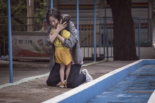 ‘다시, 봄’ 스틸사진. 사진=iMBC, 26컴퍼니 제공