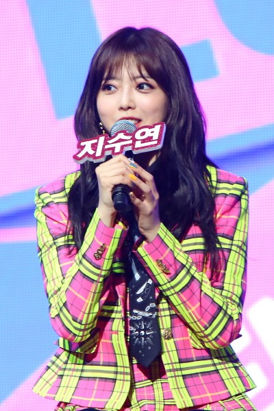 위키미키(Weki Meki) 두 번째 싱글 앨범 ‘LOCK END LOL’ 발매기념 쇼케이스 공연사진. 사진=판타지오 제공
