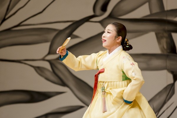 국립극장 완창판소리 5월 ‘오민아의 심청가-강산제’ 공연사진. 사진=국립극장 제공
