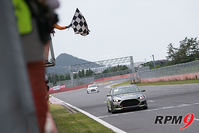 CJ대한통운 슈퍼레이스 챔피언십 3전 GT2 결승 2위, 이창우 선수 (사진 황재원 기자)