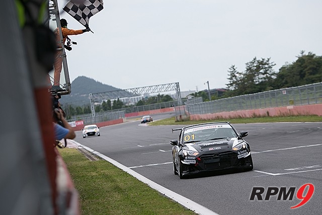CJ대한통운 슈퍼레이스 챔피언십 3전 GT1 결승 1위, 정경훈 선수 (사진 황재원 기자)