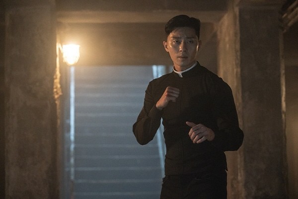 ‘사자’ 스틸사진. 사진=롯데엔터테인먼트 제공