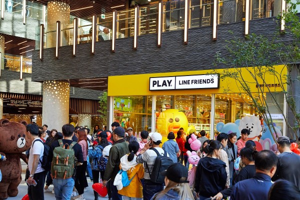 라인프렌즈의 새로운 스토어 브랜드 ‘플레이 라인프렌즈(PLAY LINE FRIENDS)’ 인사동에 성황리 오픈