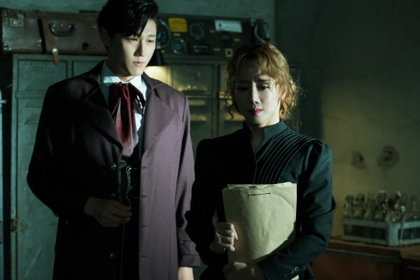 ‘마리 퀴리’ 공연사진. 사진=라이브 제공
