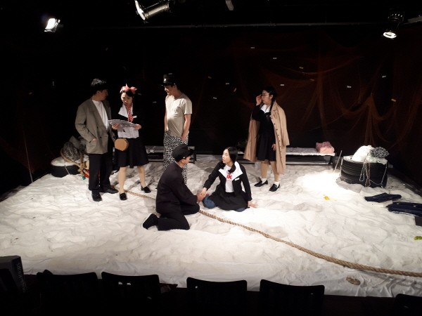 ‘노르망디’ 공연사진. 사진=극단 후암 제공