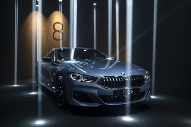 BMW 8시리즈