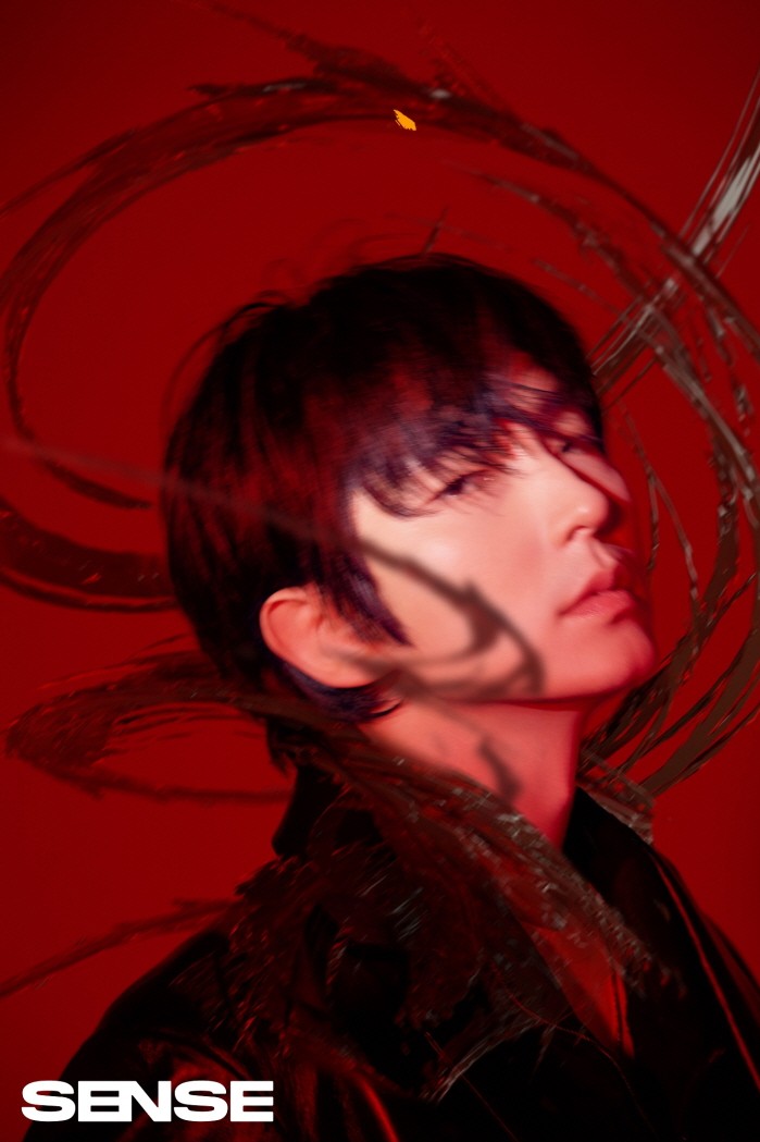 사진=매거진 'SENSE'