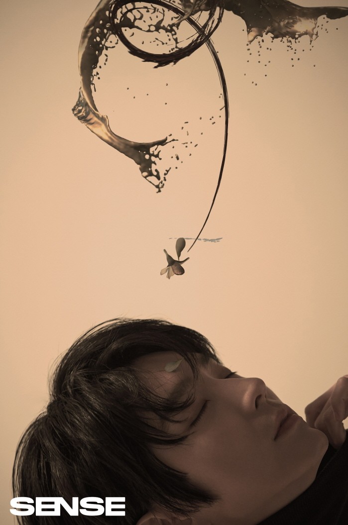 사진=매거진 'SENSE'