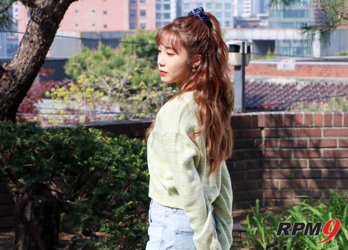 '일상다방사 LIVE' 정은지 편, 촬영 비하인드컷 공개…'햇살믕지표 힐링매력'