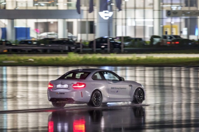 [시승기] ‘열광하거나, 못 따라오거나’ BMW M3 & M4