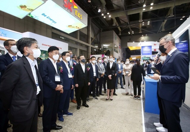 2021수소모빌리티+쇼 개막…154개 기관·기업 참가