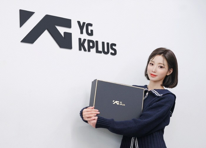 사진=스마일게이트, YG케이플러스 제공