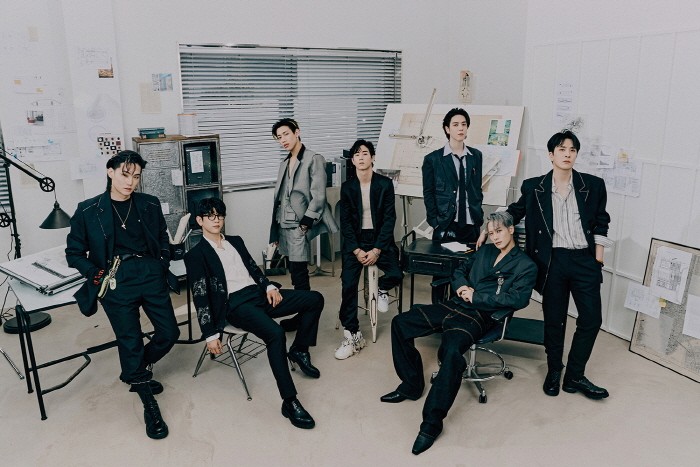 사진=워너뮤직코리아 제공
