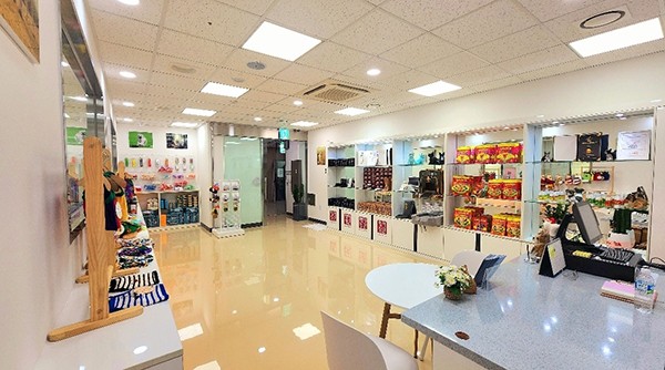 멍이장군, 김포국제공항 국내선 여객터미널 애견센터에 입점