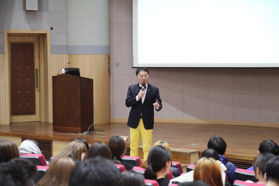 권영찬 교수, ‘유튜브로 대중의 마음(Needs)을 읽어라’ 중견기업에서 강연