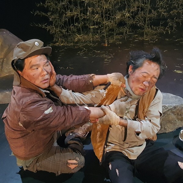 연극 ‘왕초’ 공연사진. 사진=극단 희래단 제공