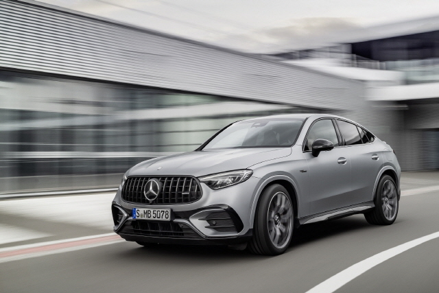 메르세데스 AMG GLC 쿠페