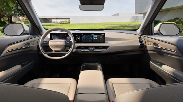 기아, 준중형 전기 SUV '더 EV5' 내·외장 디자인 공개