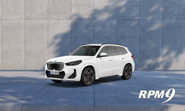 BMW iX1 xDrive30 M 스포츠 프로 스페셜 에디션