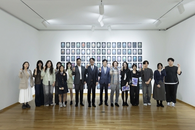 벤츠 딜러 한성자동차, 신진작가 지원 프로그램 '온보딩 그룹전' 개최