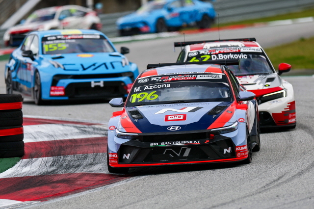 뜨거운 승부 펼쳐진 '금호 FIA TCR 월드 투어 6라운드'