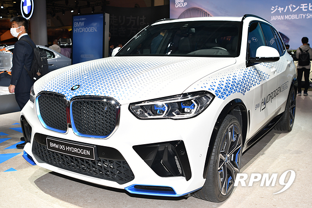 BMW iX5 하이드로젠