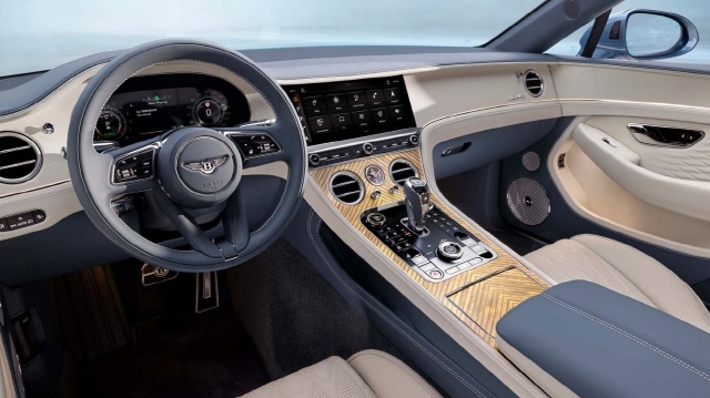 벤틀리모터스코리아, 컨티넨탈 GT 아주르 고객 인도 개시