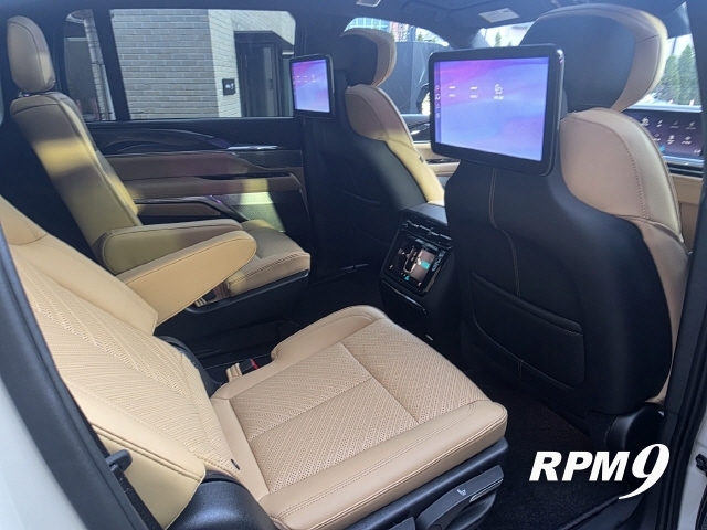 캐딜락, 플래그십 전기 SUV '에스컬레이드 IQ' 공식 발표